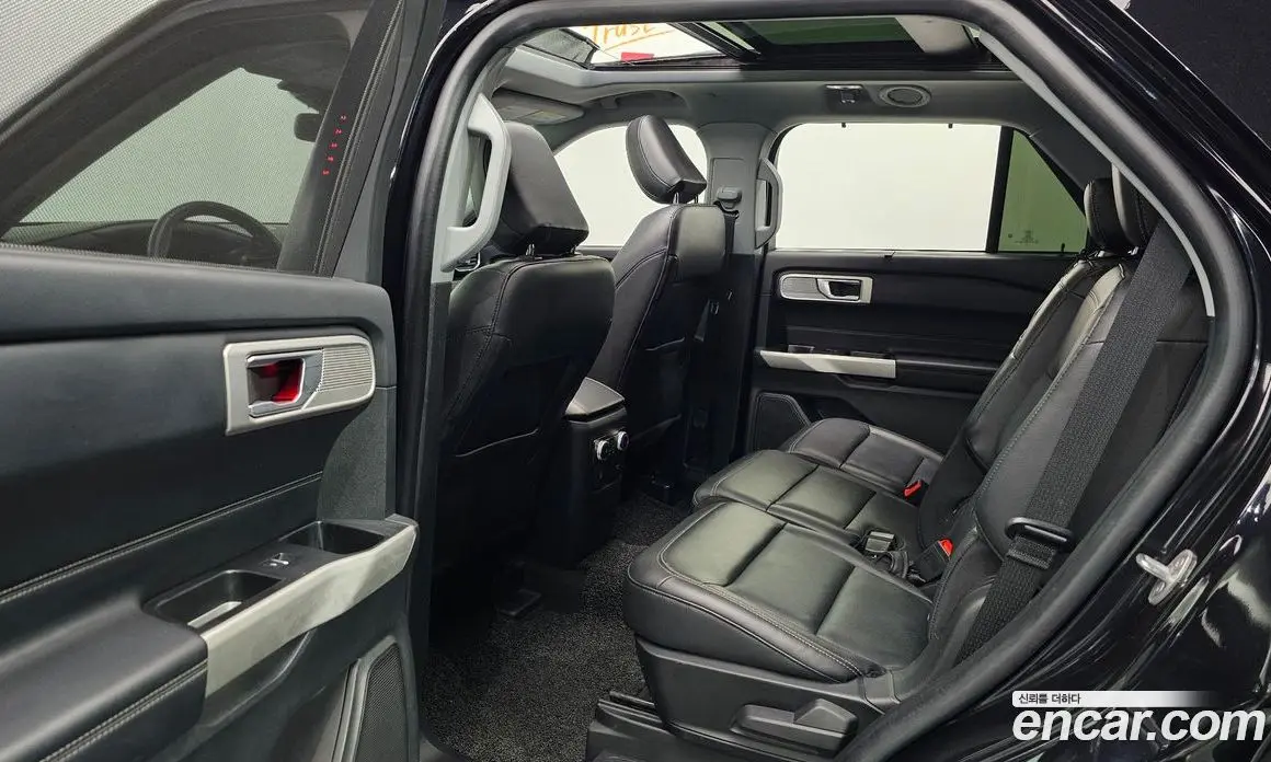 Ford Explorer 2022 3.3 автомат (гидро), фото 12