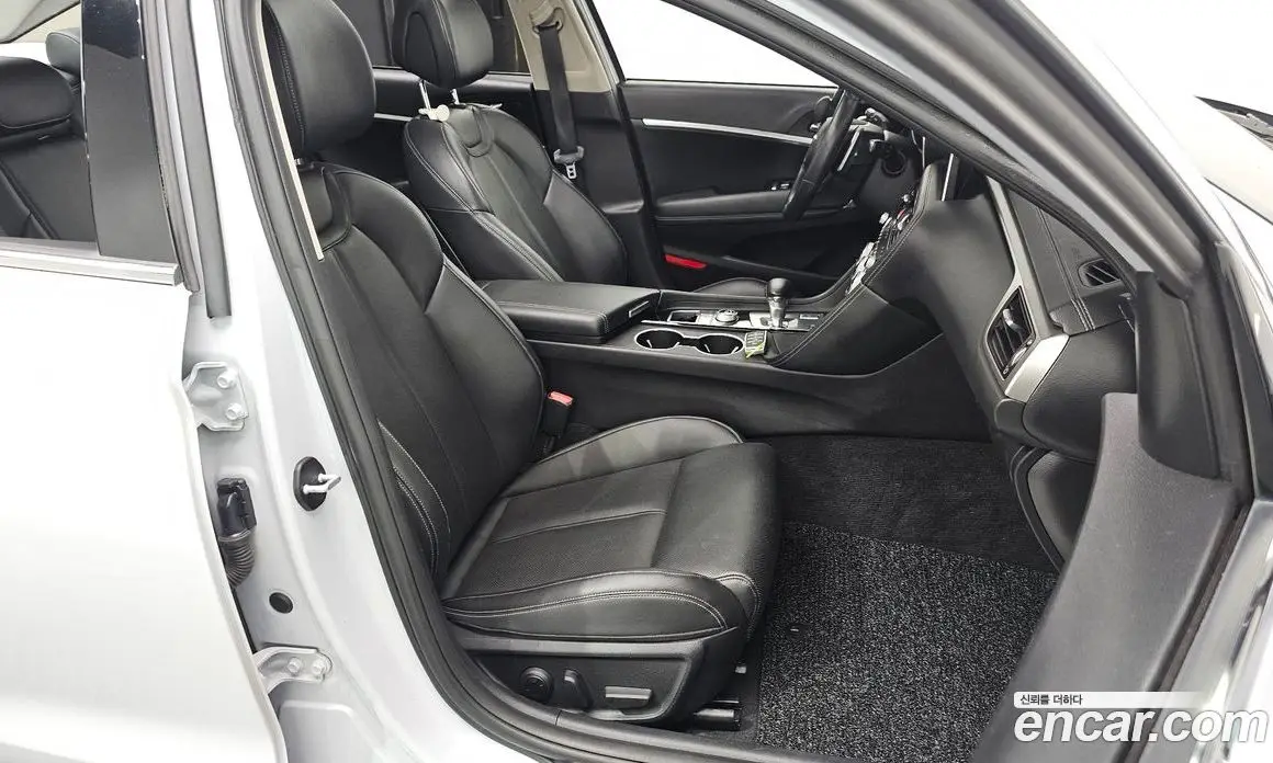 Genesis G70 2018 2.0 автомат (гидро), фото 17