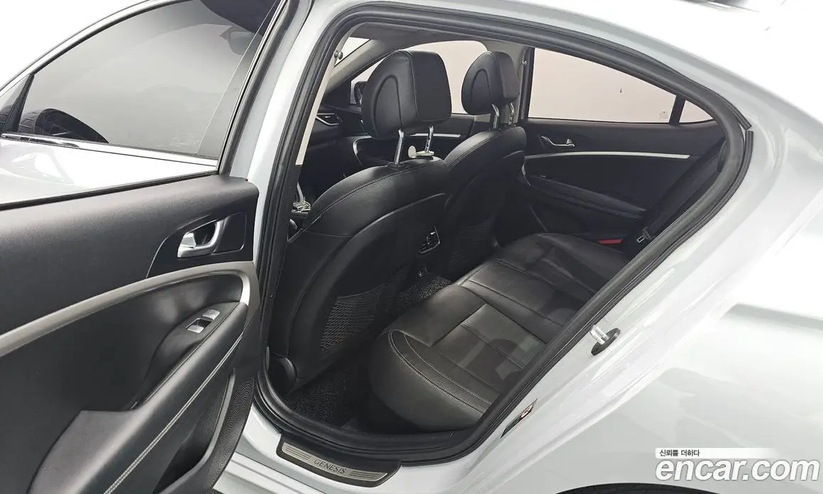 Genesis G70 2018 2.0 автомат (гидро), фото 18