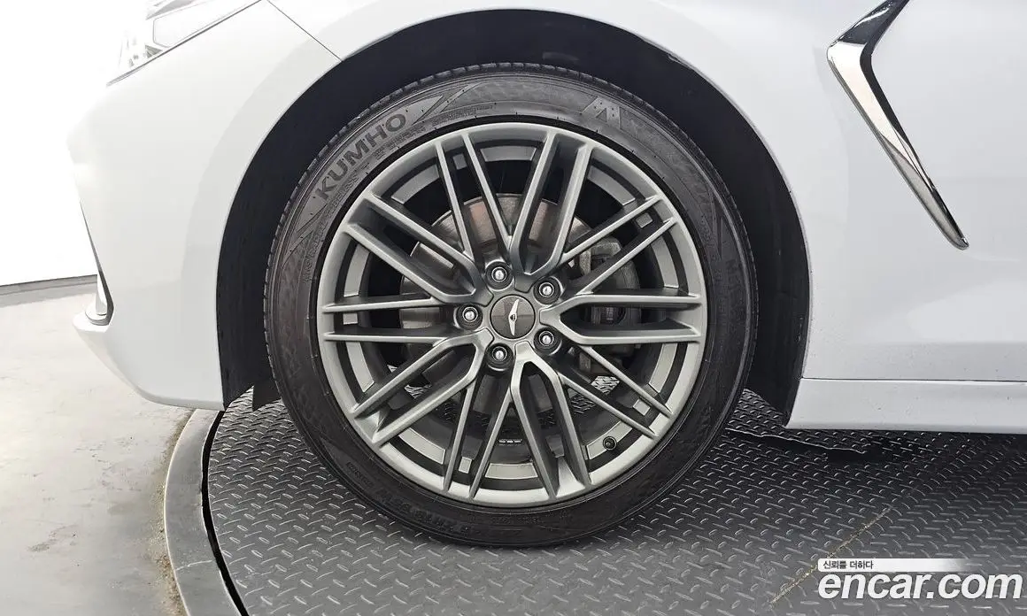 Genesis G70 2018 2.0 автомат (гидро), фото 5