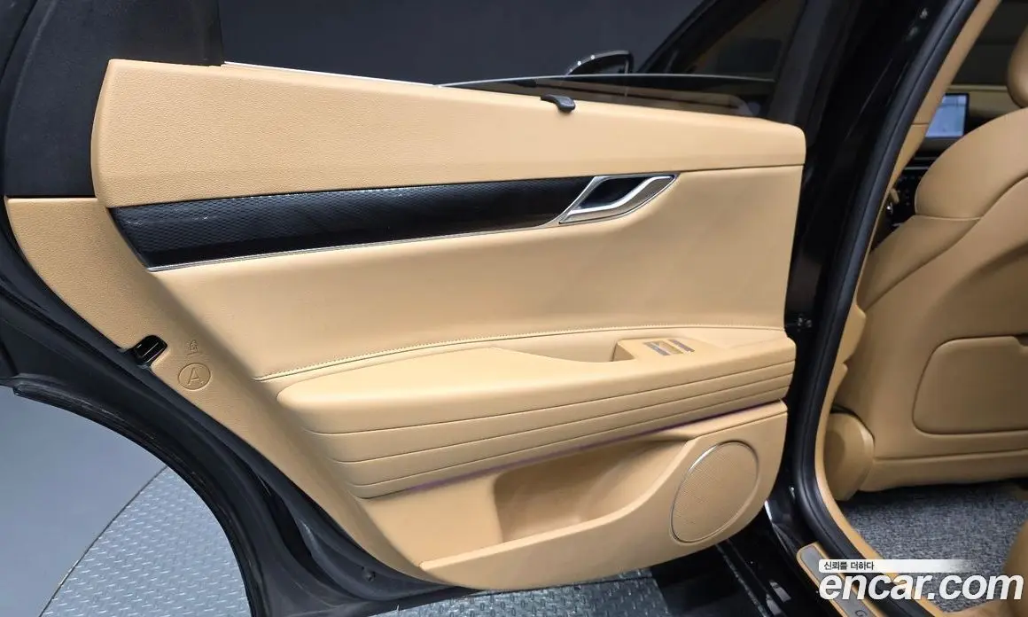 Genesis G80 2024 2.5 автомат (гидро), фото 15