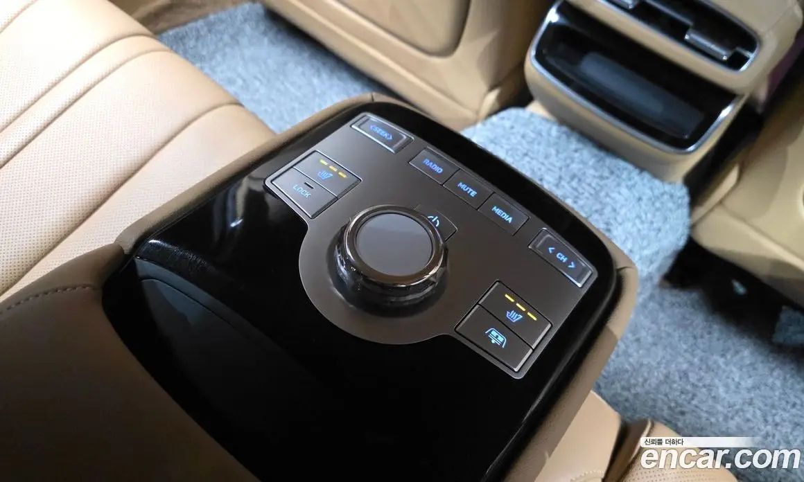 Genesis G80 2024 2.5 автомат (гидро), фото 25