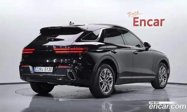 Genesis GV70, 2022, 21 811 км