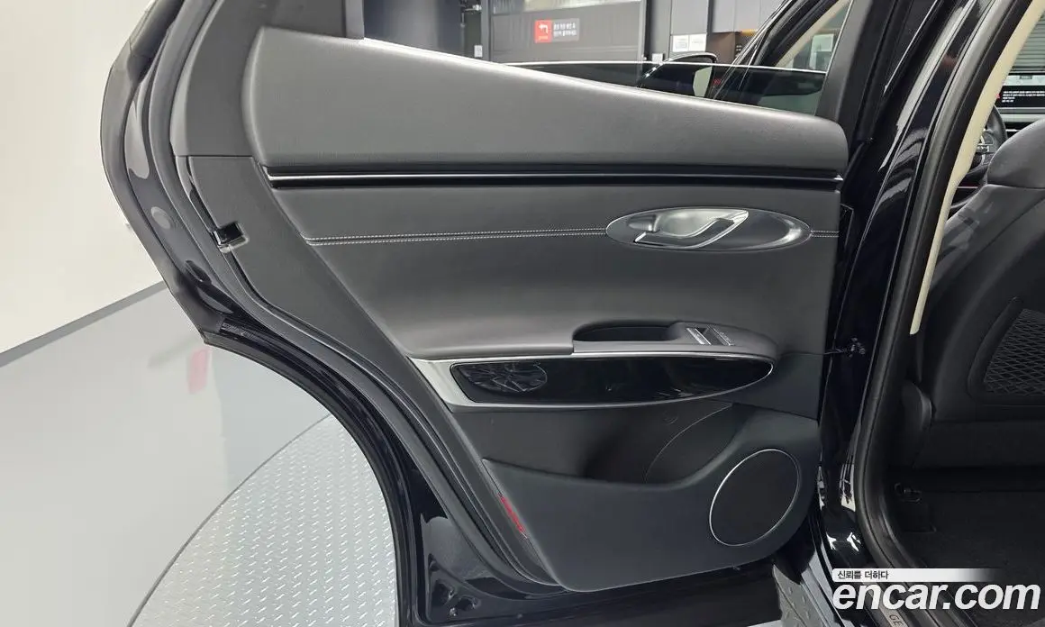 Genesis GV70 2022 2.5 автомат (гидро), фото 14