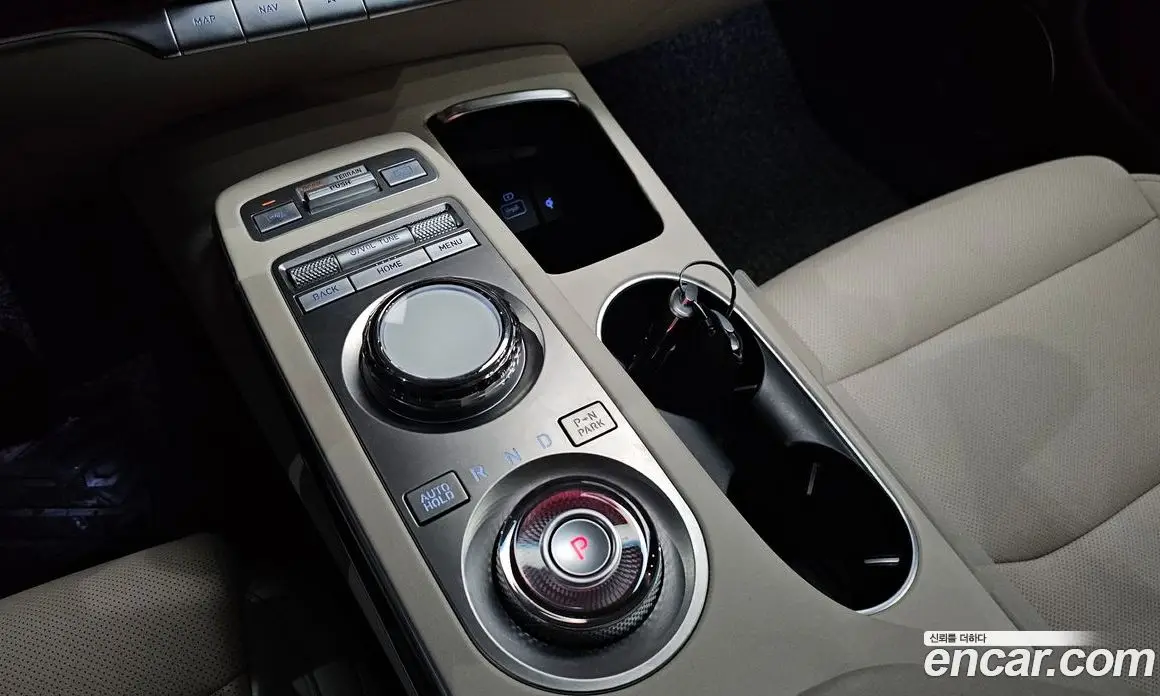Genesis GV70 2023 2.5 автомат (гидро), фото 12