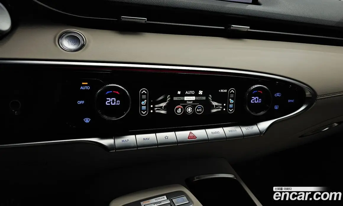 Genesis GV70 2023 2.5 автомат (гидро), фото 25