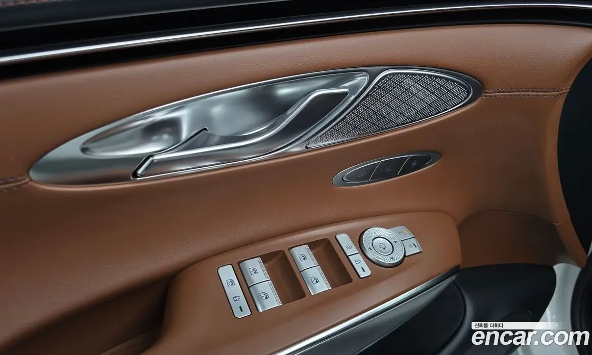 Genesis GV70 2023 2.2 автомат (гидро), фото 13