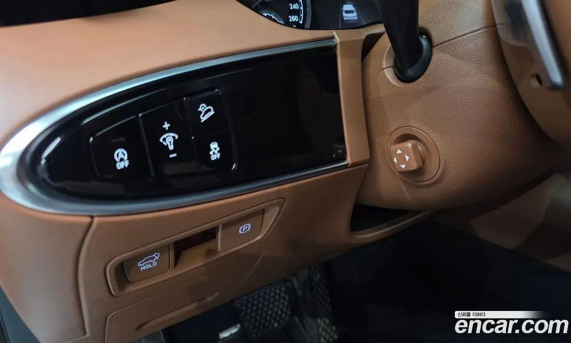 Genesis GV70 2023 2.2 автомат (гидро), фото 14