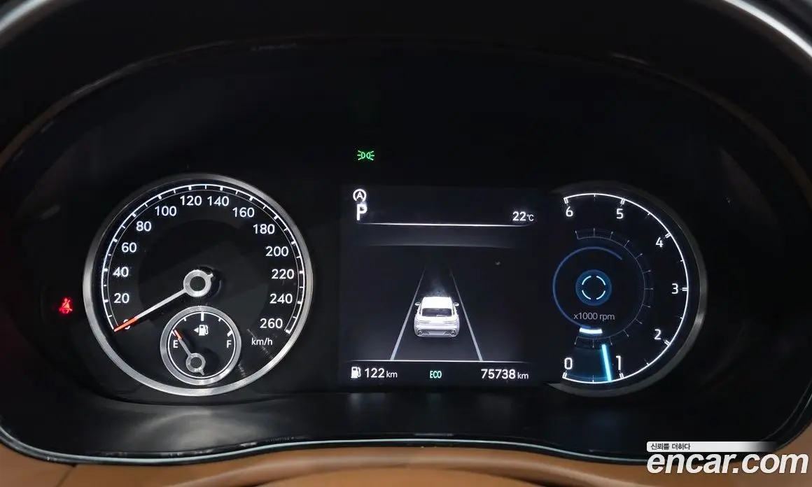 Genesis GV70 2023 2.2 автомат (гидро), фото 8
