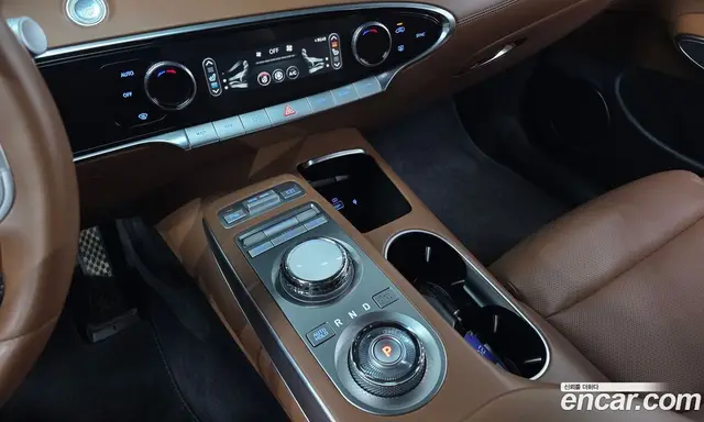 Genesis GV70 2023 2.2 автомат (гидро), миниатюра 9