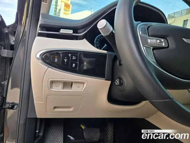 Genesis GV70 2024 2.5 автомат (гидро), миниатюра 6
