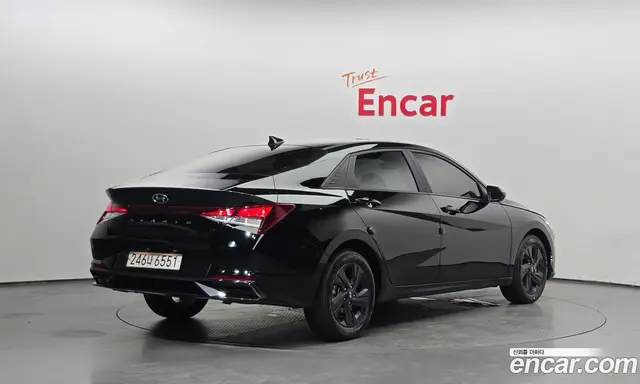 Hyundai Avante 2022 1.6 автомат (гидро), миниатюра 2