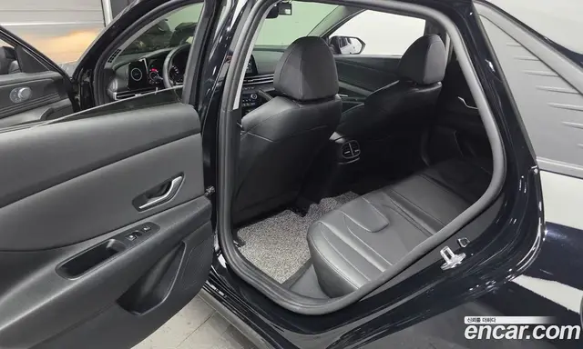 Hyundai Avante 2022 1.6 автомат (гидро), миниатюра 11