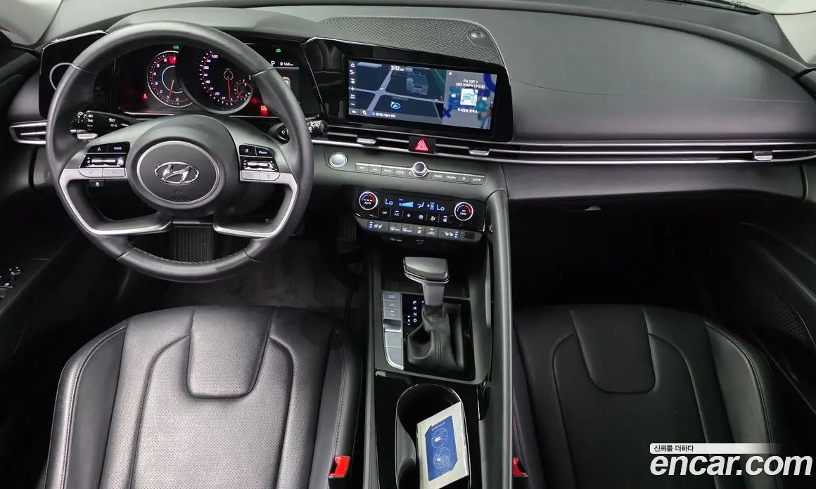 Hyundai Avante 2022 1.6 автомат (гидро), фото 7
