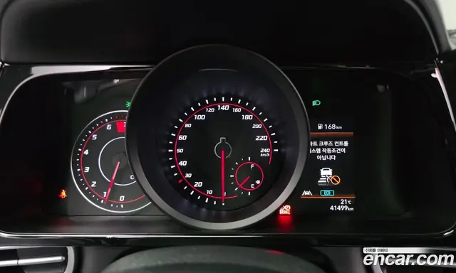 Hyundai Avante 2022 1.6 автомат (гидро), миниатюра 8