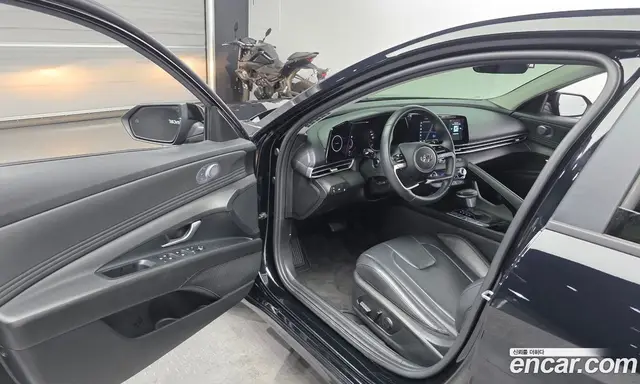 Hyundai Avante 2022 1.6 автомат (гидро), миниатюра 10