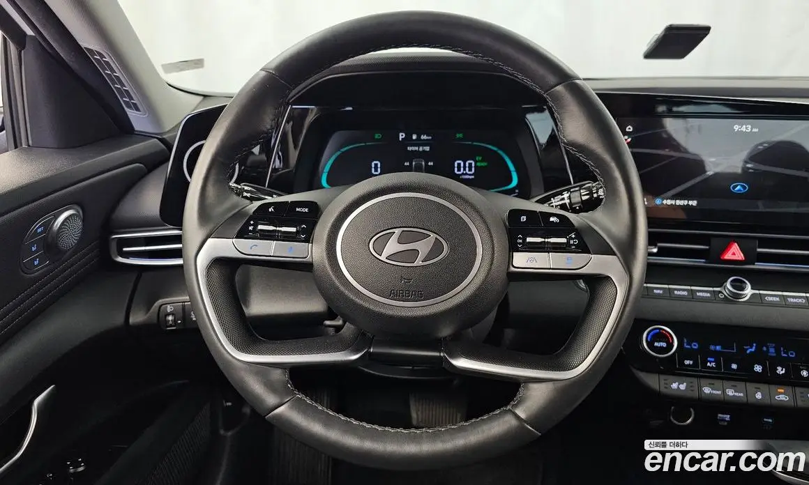 Hyundai Avante 2023 1.6 автомат (гидро), фото 19