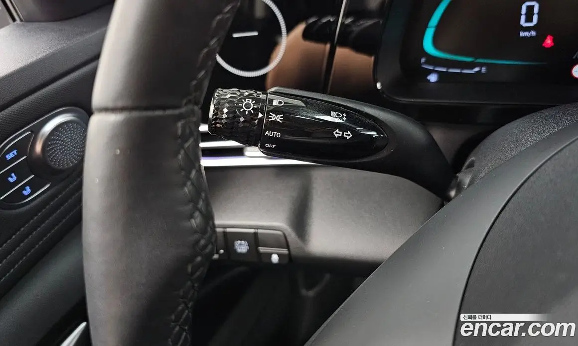 Hyundai Avante 2023 1.6 автомат (гидро), фото 20