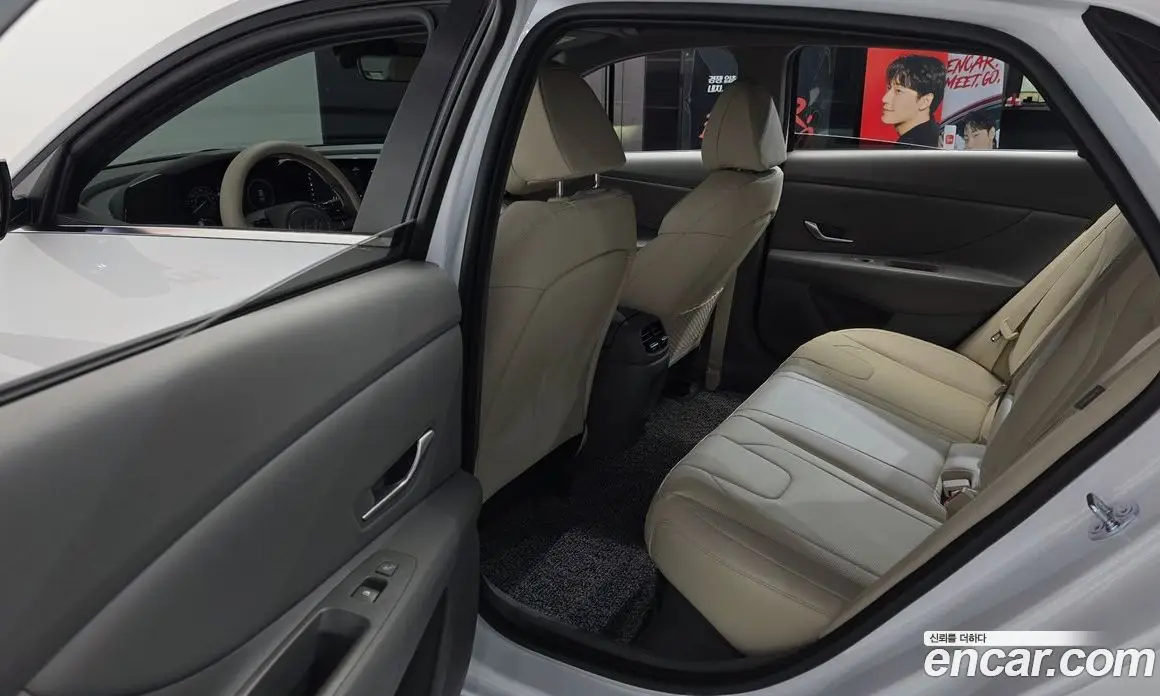 Hyundai Avante 2025 1.6 автомат (гидро), фото 16