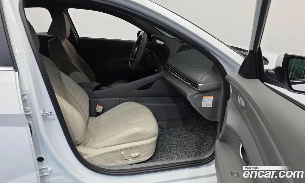 Hyundai Avante 2025 1.6 автомат (гидро), фото 17