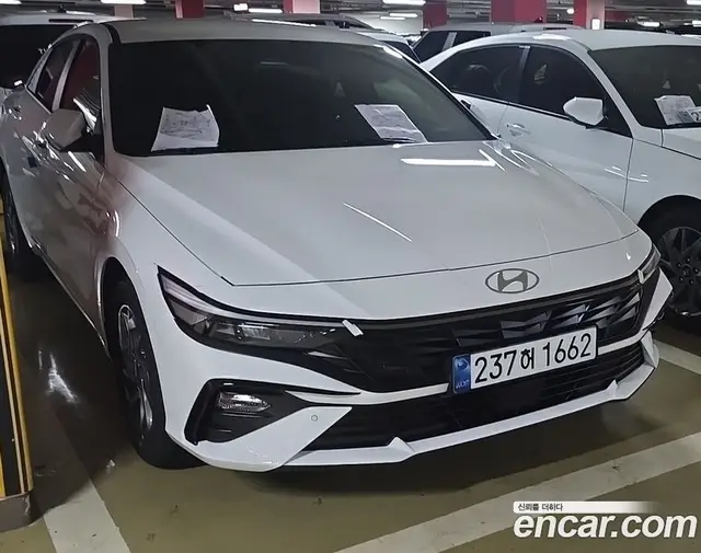 Hyundai Avante, 2026, 7 км