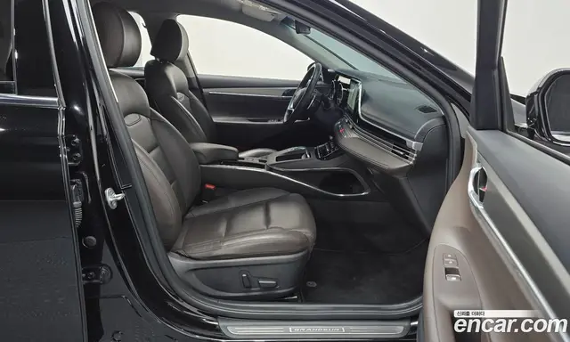Hyundai Grandeur 2022 3.0 автомат (гидро), миниатюра 11