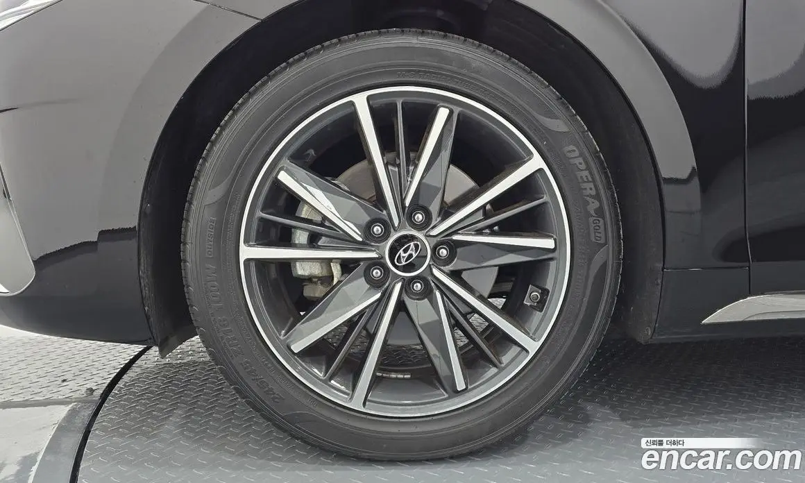 Hyundai Grandeur 2022 3.0 автомат (гидро), фото 5