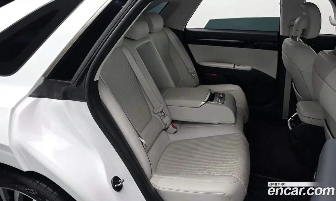 Hyundai Grandeur 2024 1.6 автомат (гидро), фото 11