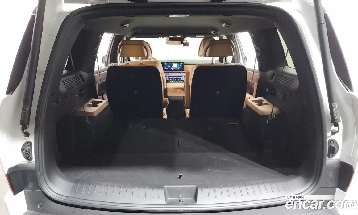Hyundai Santa Fe 2023 2.5 автомат (гидро), фото 18