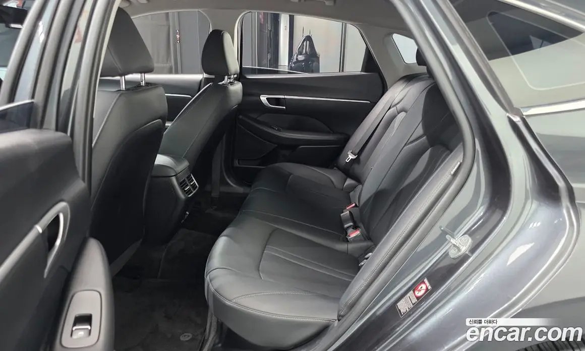 Hyundai Sonata 2022 2.0 автомат (гидро), фото 12