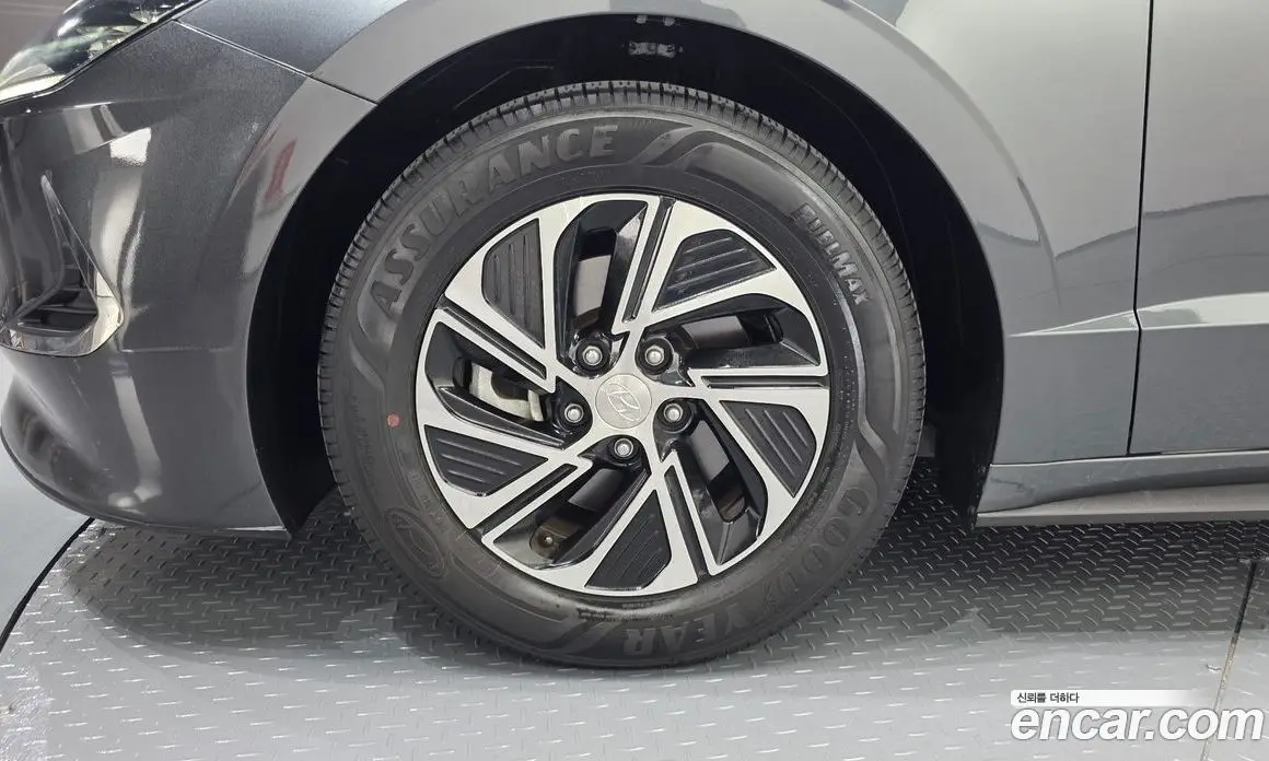 Hyundai Sonata 2022 2.0 автомат (гидро), фото 5