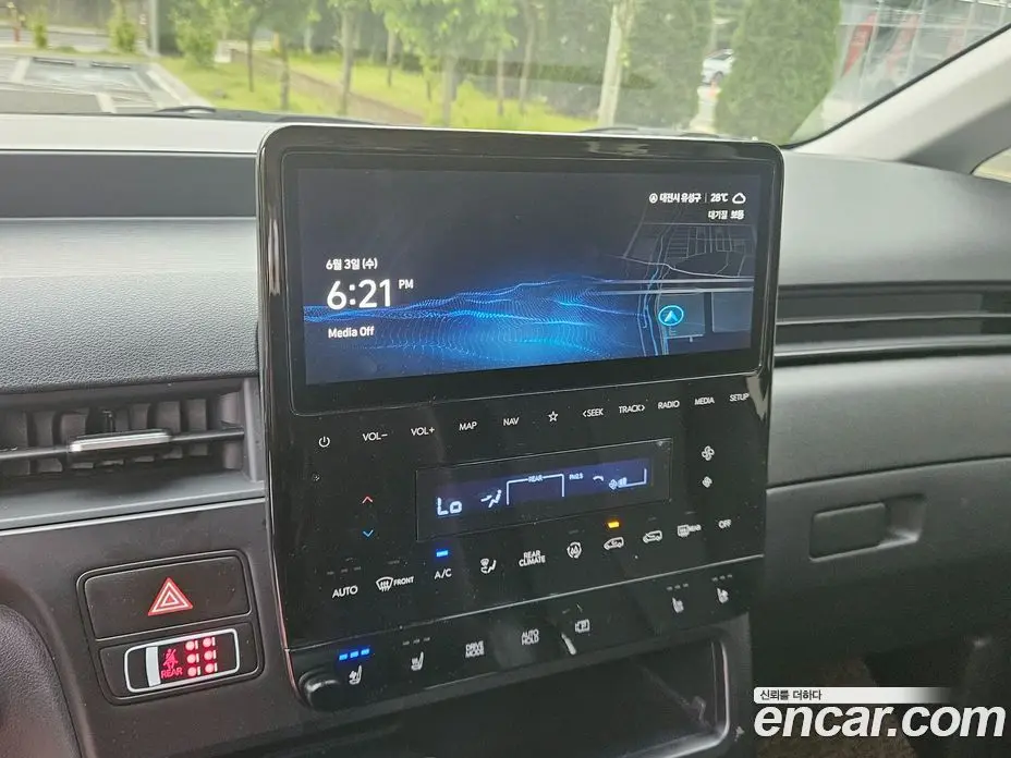 Hyundai Staria 2023 2.2 автомат (гидро), фото 11