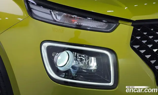 Hyundai Venue 2019 1.6 автомат (гидро), миниатюра 7