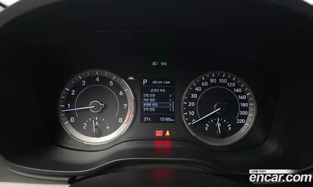 Hyundai Venue 2019 1.6 автомат (гидро), миниатюра 10