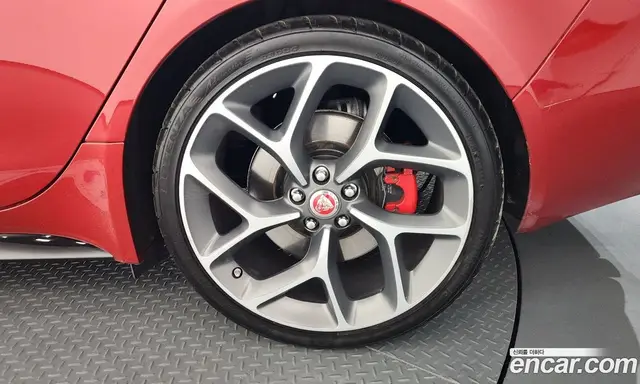 Jaguar XE 2019 3.0 автомат (гидро), миниатюра 7 Jaguar XE 2019 3.0 автомат (гидро), миниатюра 7