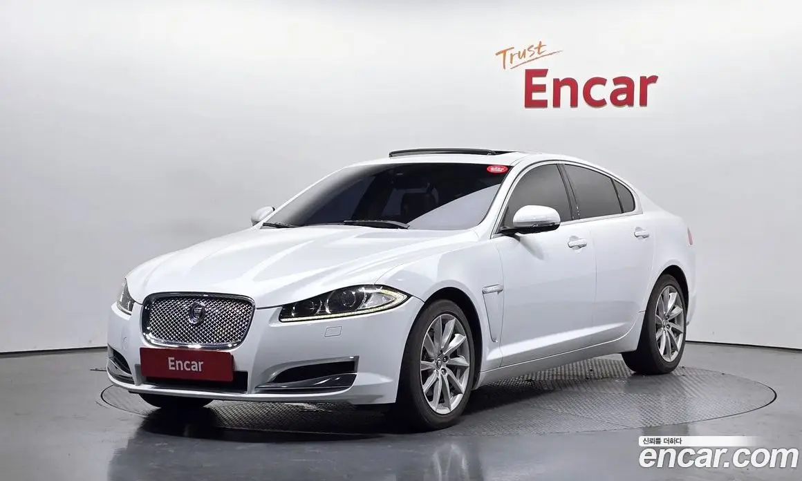 Jaguar XF 2011 2.2 автомат (гидро), фото 1 Jaguar XF 2011 2.2 автомат (гидро), фото 1