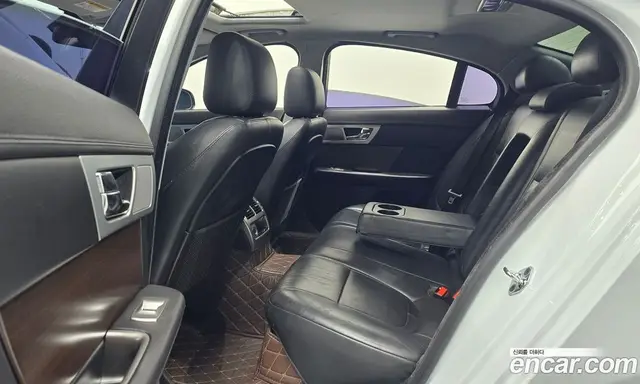 Jaguar XF 2011 2.2 автомат (гидро), миниатюра 12