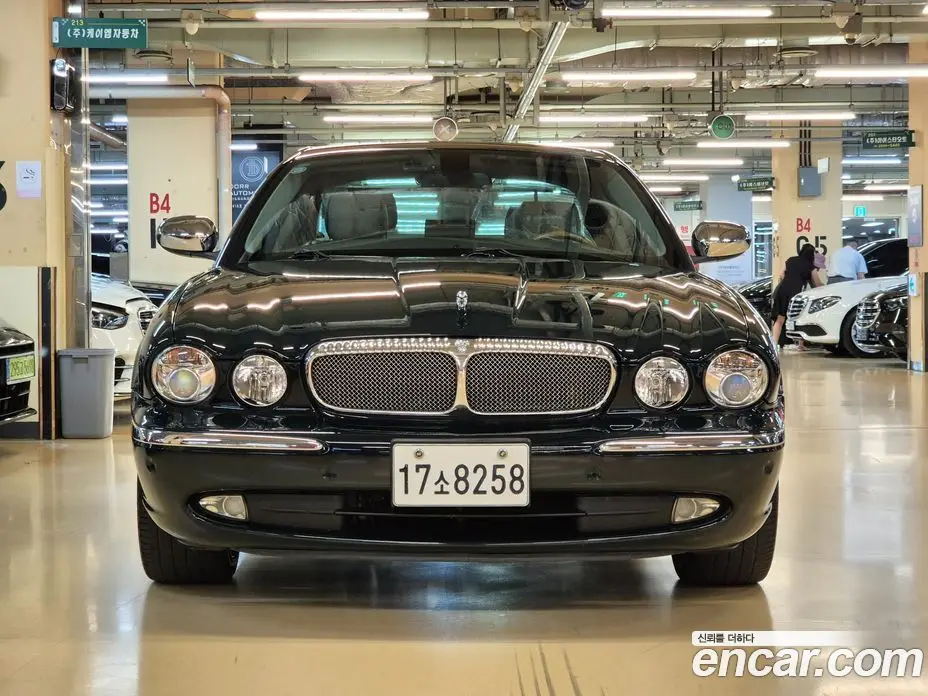 Jaguar XJ 2007 2.7 автомат (гидро), фото 2 Jaguar XJ 2007 2.7 автомат (гидро), фото 2