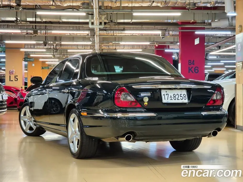 Jaguar XJ 2007 2.7 автомат (гидро), фото 4 Jaguar XJ 2007 2.7 автомат (гидро), фото 4