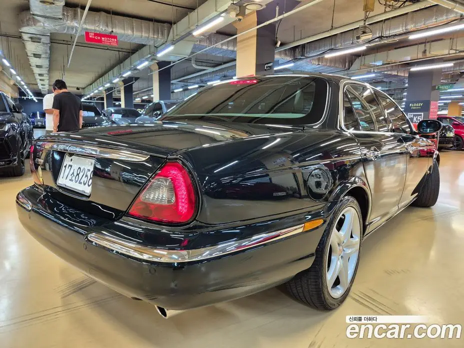Jaguar XJ 2007 2.7 автомат (гидро), фото 6 Jaguar XJ 2007 2.7 автомат (гидро), фото 6