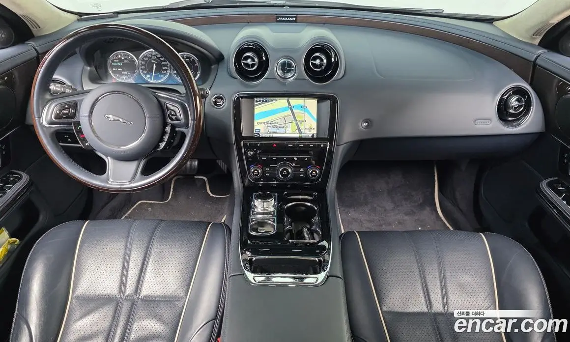 Jaguar XJ 2014 3.0 автомат (гидро), фото 7 Jaguar XJ 2014 3.0 автомат (гидро), фото 7