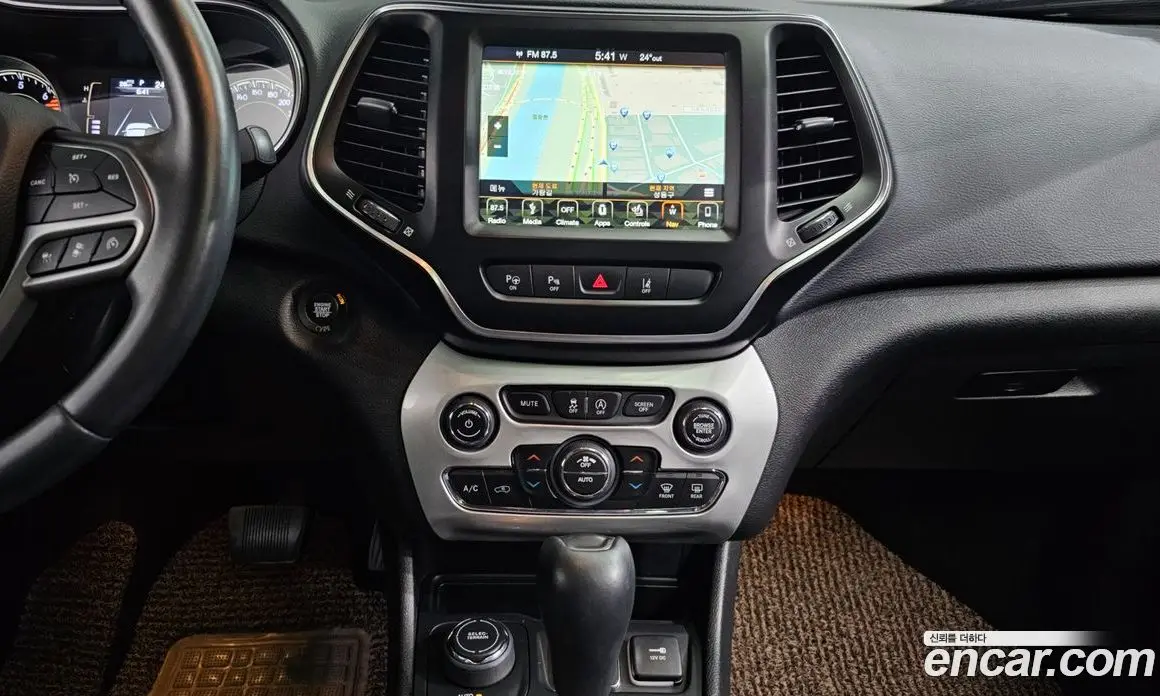 Jeep Cherokee 2018 2.4 автомат (гидро), фото 14