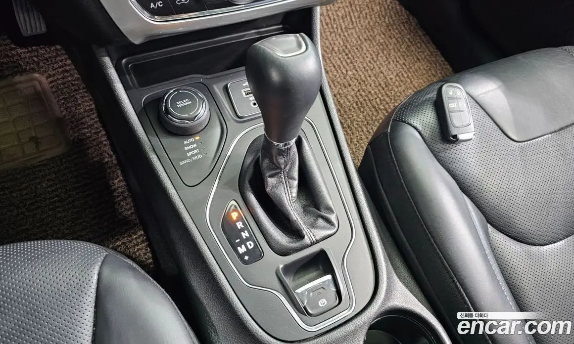 Jeep Cherokee 2018 2.4 автомат (гидро), фото 9