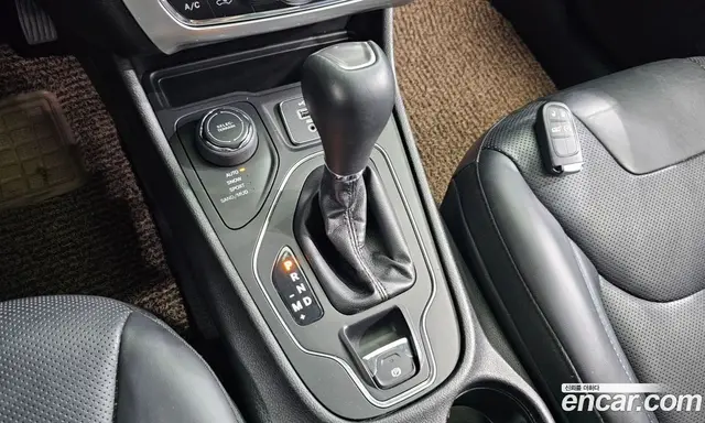 Jeep Cherokee 2018 2.4 автомат (гидро), миниатюра 9