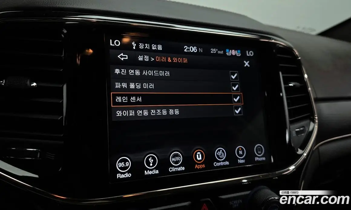 Jeep Cherokee 2019 3.6 автомат (гидро), фото 17