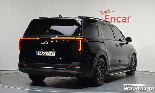 Kia Carnival 2023 2.2 автомат (гидро), миниатюра 2
