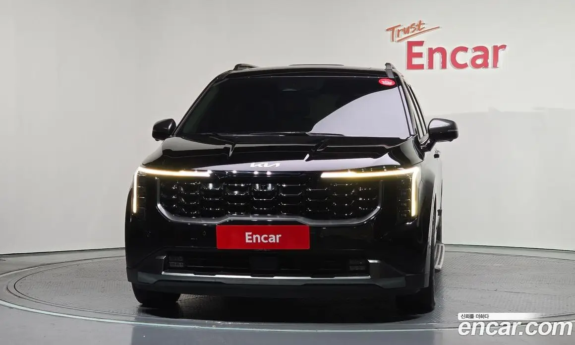 Kia Carnival 2023 2.2 автомат (гидро), фото 3