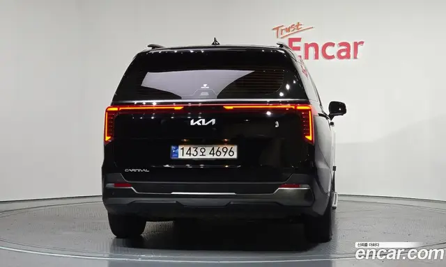 Kia Carnival 2023 2.2 автомат (гидро), миниатюра 4