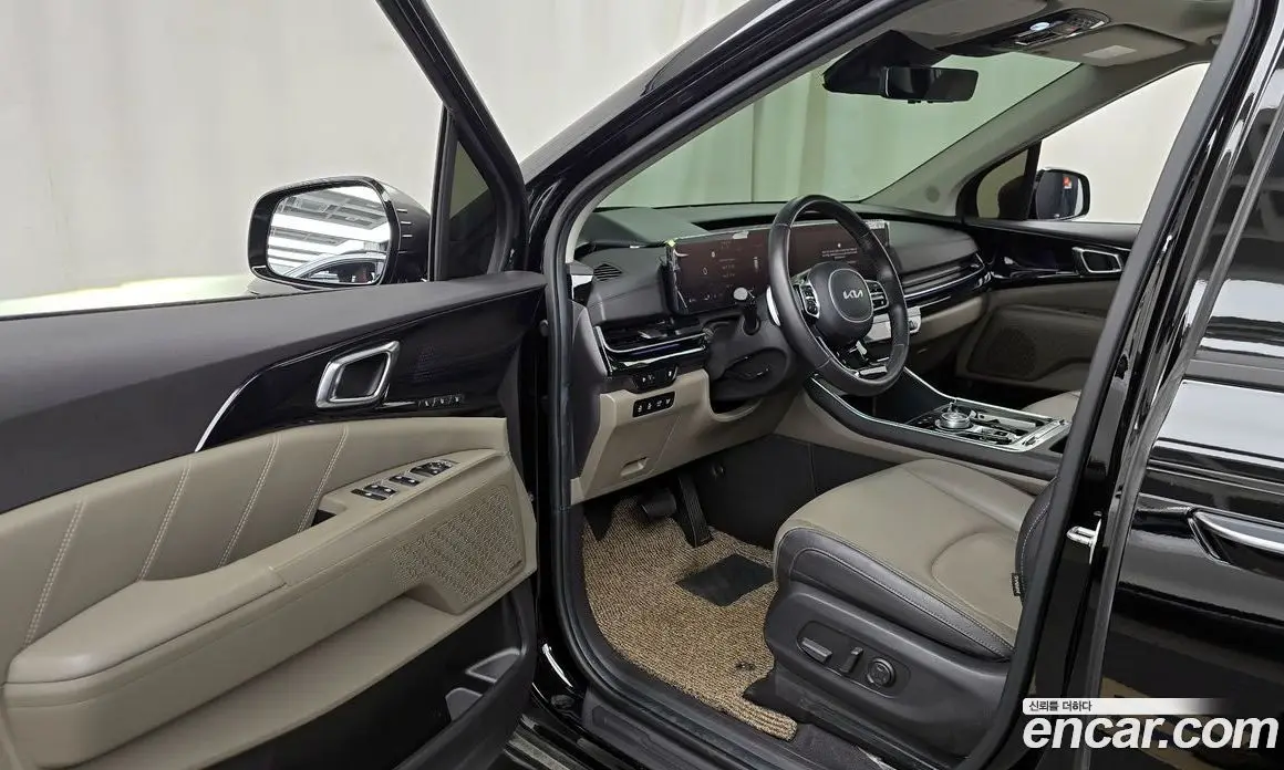 Kia Carnival 2023 2.2 автомат (гидро), фото 10