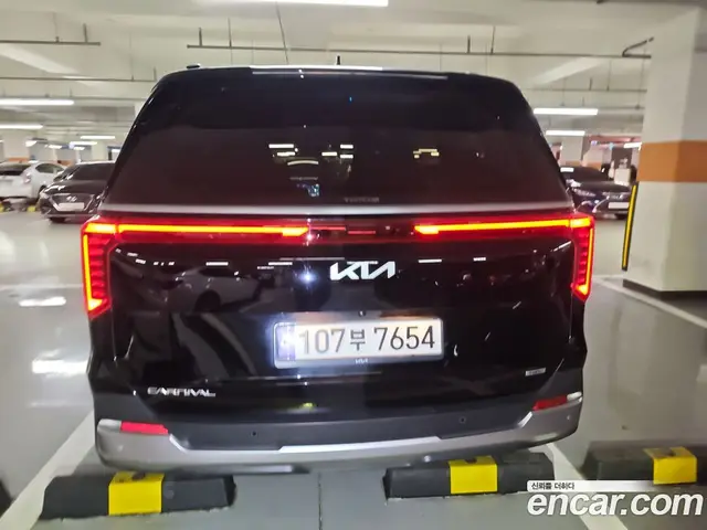 Kia Carnival 2024 1.6 автомат (гидро), миниатюра 2